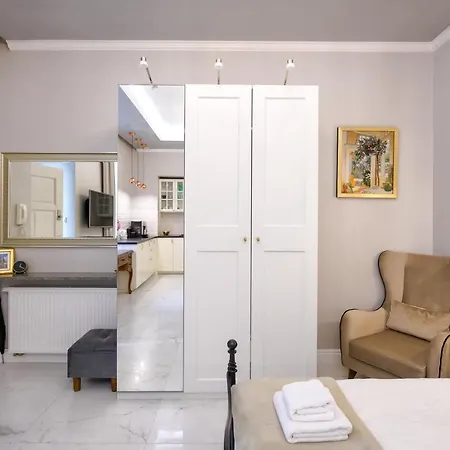 Wrona De Luxe Apartamento