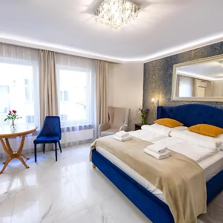 Wrona De Luxe Апартаменты Краков